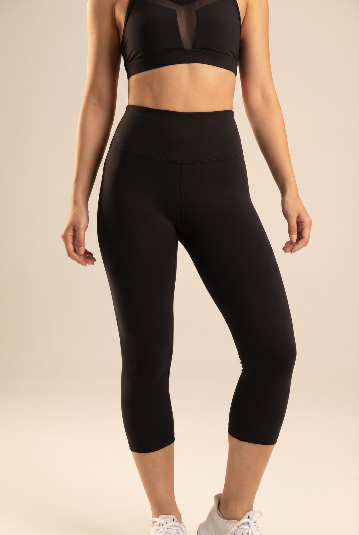 Contour High-Waist Capri Legging Apparel & Accessories > Activewear > Leggings > Capri Leggings by Profit Outfits