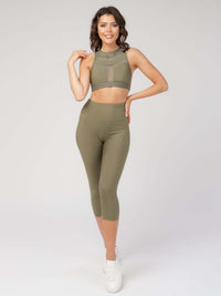 Contour High-Waist Capri Legging Apparel & Accessories > Activewear > Leggings > Capri Leggings by Profit Outfits