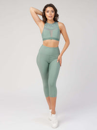 Contour High-Waist Capri Legging Apparel & Accessories > Activewear > Leggings > Capri Leggings by Profit Outfits