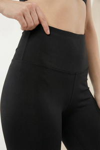 Contour High-Waist Legging Apparel & Accessories > Activewear > Leggings > High-Waist Leggings by Profit Outfits