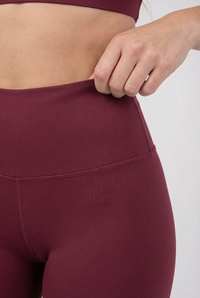 Contour High-Waist Legging Apparel & Accessories > Activewear > Leggings > High-Waist Leggings by Profit Outfits