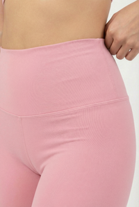 Contour High-Waist Legging Apparel & Accessories > Activewear > Leggings > High-Waist Leggings by Profit Outfits