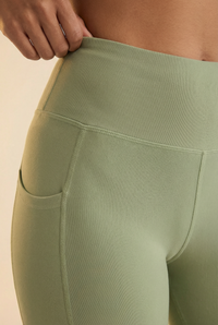 Contour Lift Pocket High-Waist Legging Apparel & Accessories > Activewear > Leggings > High-Waist Leggings by Profit Outfits