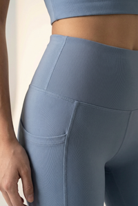 CoreFit High-Waist Pocket Performance Legging Apparel & Accessories > Activewear > Leggings > High-Waist Leggings by Profit Outfits