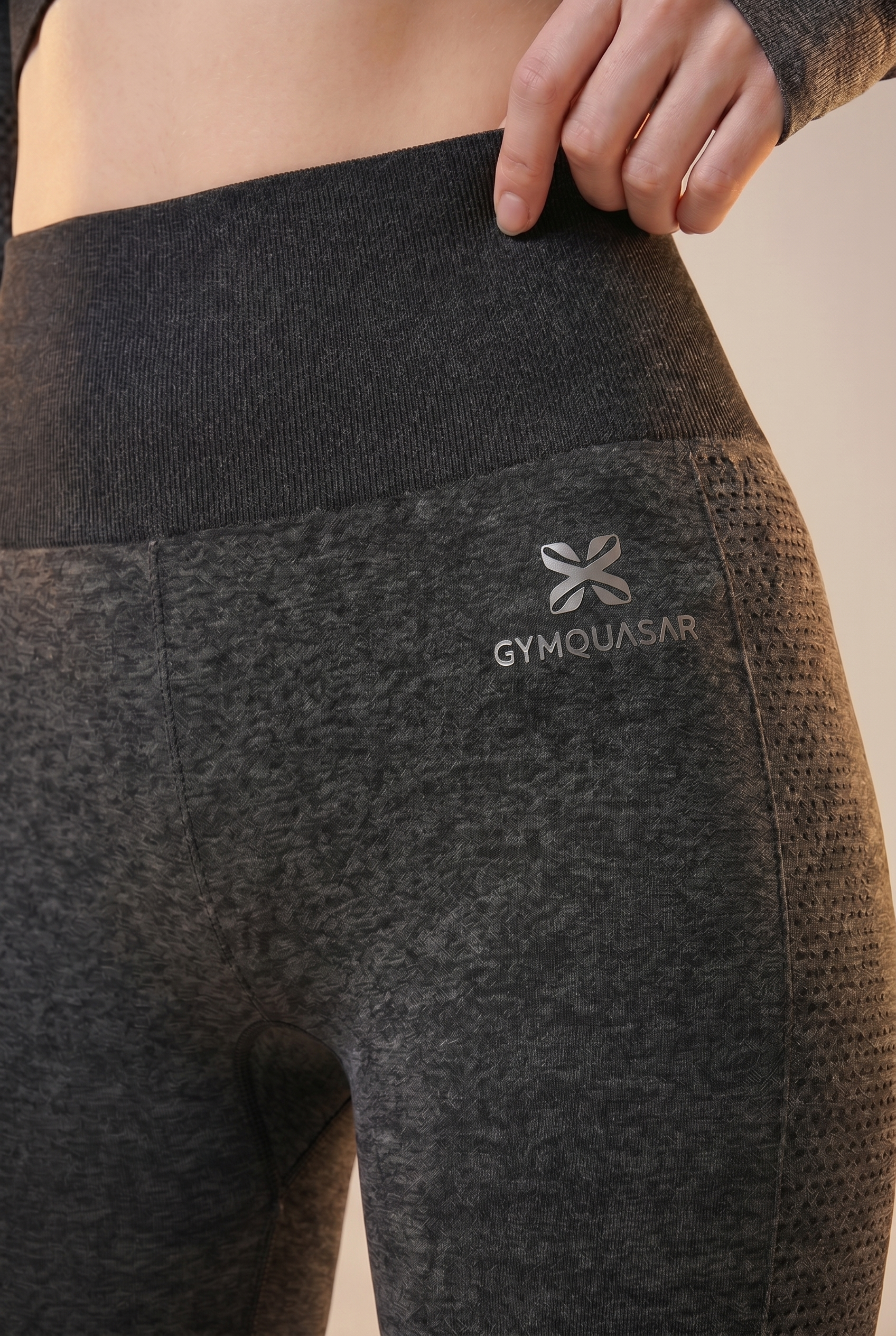 Seamless Performance Legging  by PROFIT OUTFITS