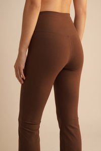 SoftTouch Pocket High-Waist Flare Legging Apparel & Accessories > Activewear > Leggings > Flare Leggings by Profit Outfits