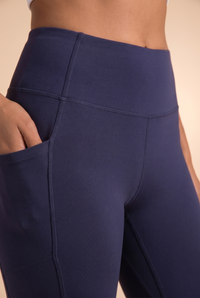 SoftTouch Pocket High-Waist Flare Legging Apparel & Accessories > Activewear > Leggings > Flare Leggings by Profit Outfits