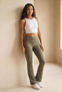 SoftTouch Pocket V-Waist Flare Legging Apparel & Accessories > Activewear > Leggings > Flare Leggings by Profit Outfits