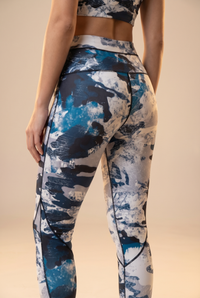 StudioPrint Blue Camo High-Waist Legging Apparel & Accessories > Activewear > Leggings > High-Waist Leggings by Profit Outfits