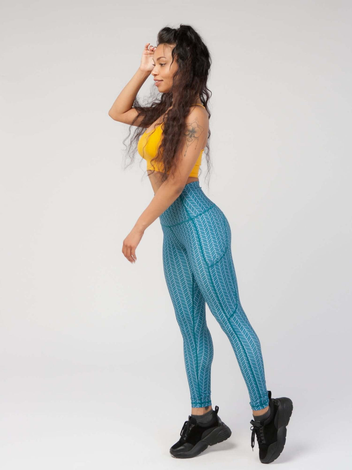 StudioPrint Geo Pocket High-Waist Legging Apparel & Accessories > Activewear > Leggings > High-Waist Leggings by Profit Outfits