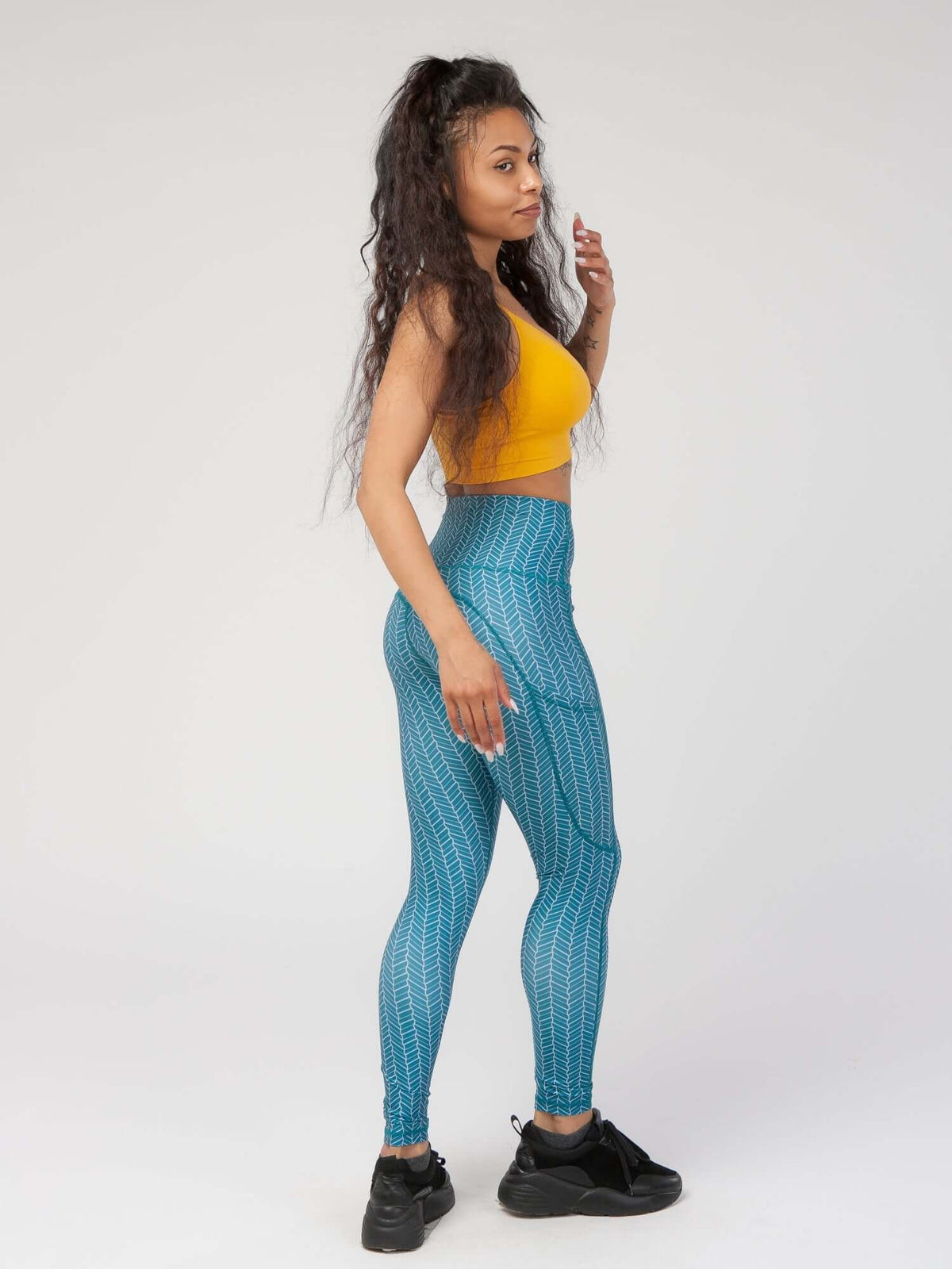 StudioPrint Geo Pocket High-Waist Legging Apparel & Accessories > Activewear > Leggings > High-Waist Leggings by Profit Outfits