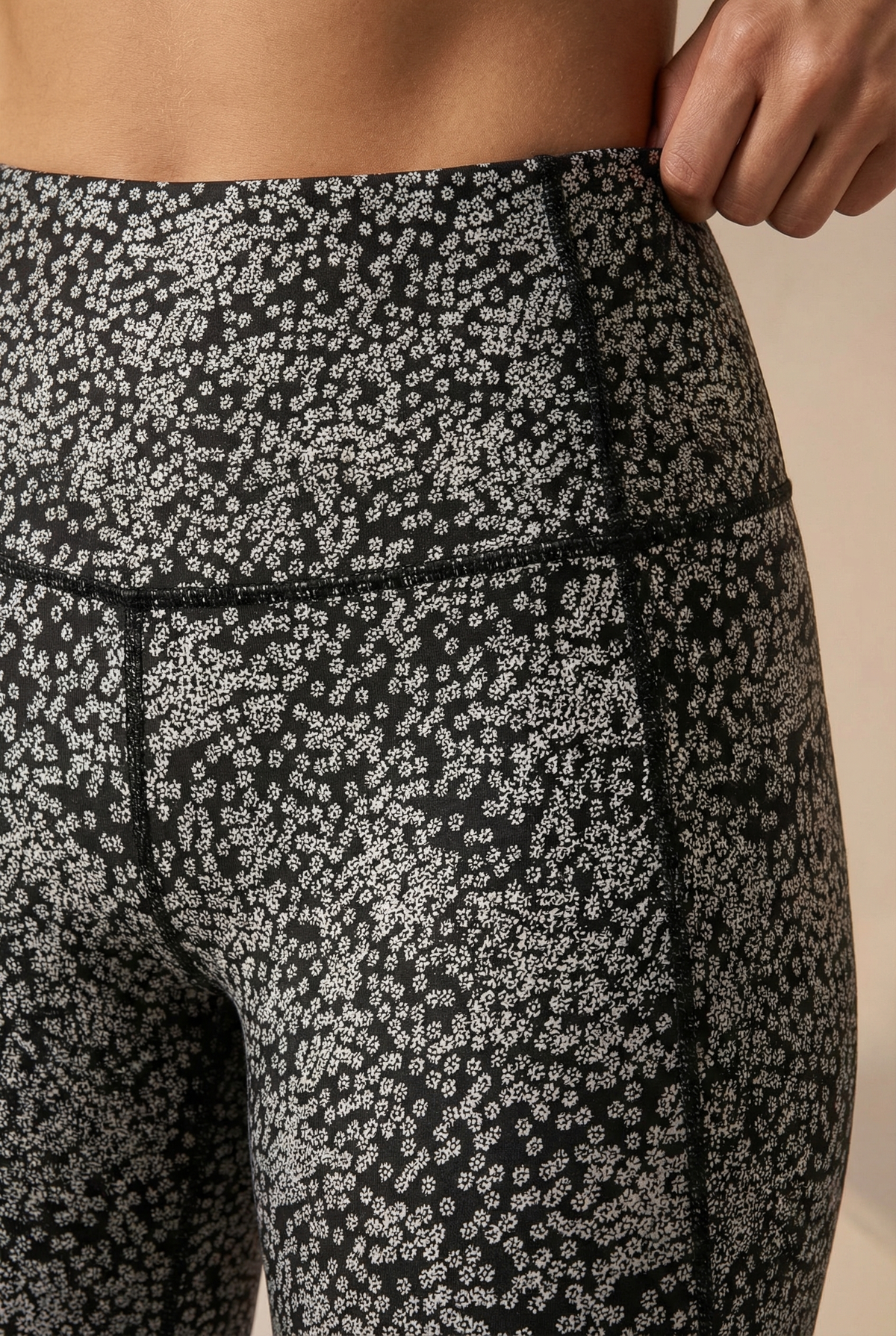 StudioPrint Speckle High-Waist Legging Apparel & Accessories > Activewear > Leggings > High-Waist Leggings by Profit Outfits