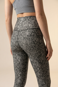 StudioPrint Speckle High-Waist Legging Apparel & Accessories > Activewear > Leggings > High-Waist Leggings by Profit Outfits