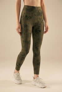 Tie-Dye Lift Pocket High-Waist Legging Apparel & Accessories > Activewear > Leggings > High-Waist Leggings by Profit Outfits