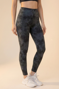 Tie-Dye Lift Pocket High-Waist Legging Apparel & Accessories > Activewear > Leggings > High-Waist Leggings by Profit Outfits