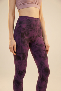 Tie-Dye Lift Pocket High-Waist Legging Apparel & Accessories > Activewear > Leggings > High-Waist Leggings by Profit Outfits