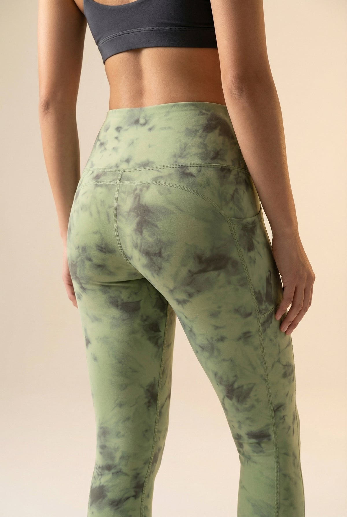 Tie-Dye Lift Pocket High-Waist Legging Apparel & Accessories > Activewear > Leggings > High-Waist Leggings by Profit Outfits