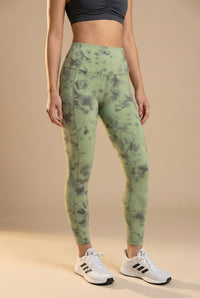Tie-Dye Lift Pocket High-Waist Legging Apparel & Accessories > Activewear > Leggings > High-Waist Leggings by Profit Outfits