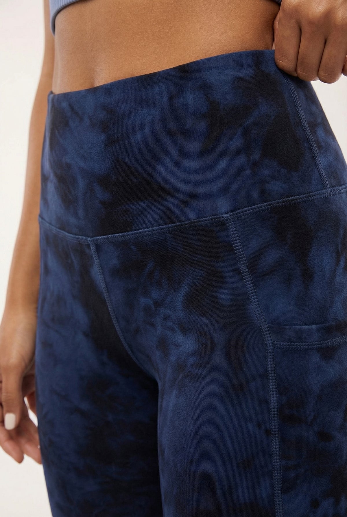 Tie-Dye Lift Pocket High-Waist Legging Apparel & Accessories > Activewear > Leggings > High-Waist Leggings by Profit Outfits